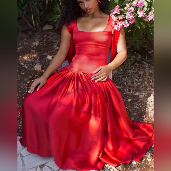 Rendoll Tie Bow Drop Waist Dress - Picture 2 of 12